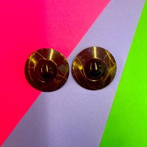 Vintage painted metal post-back earrings with a drizzle of gold 🌟